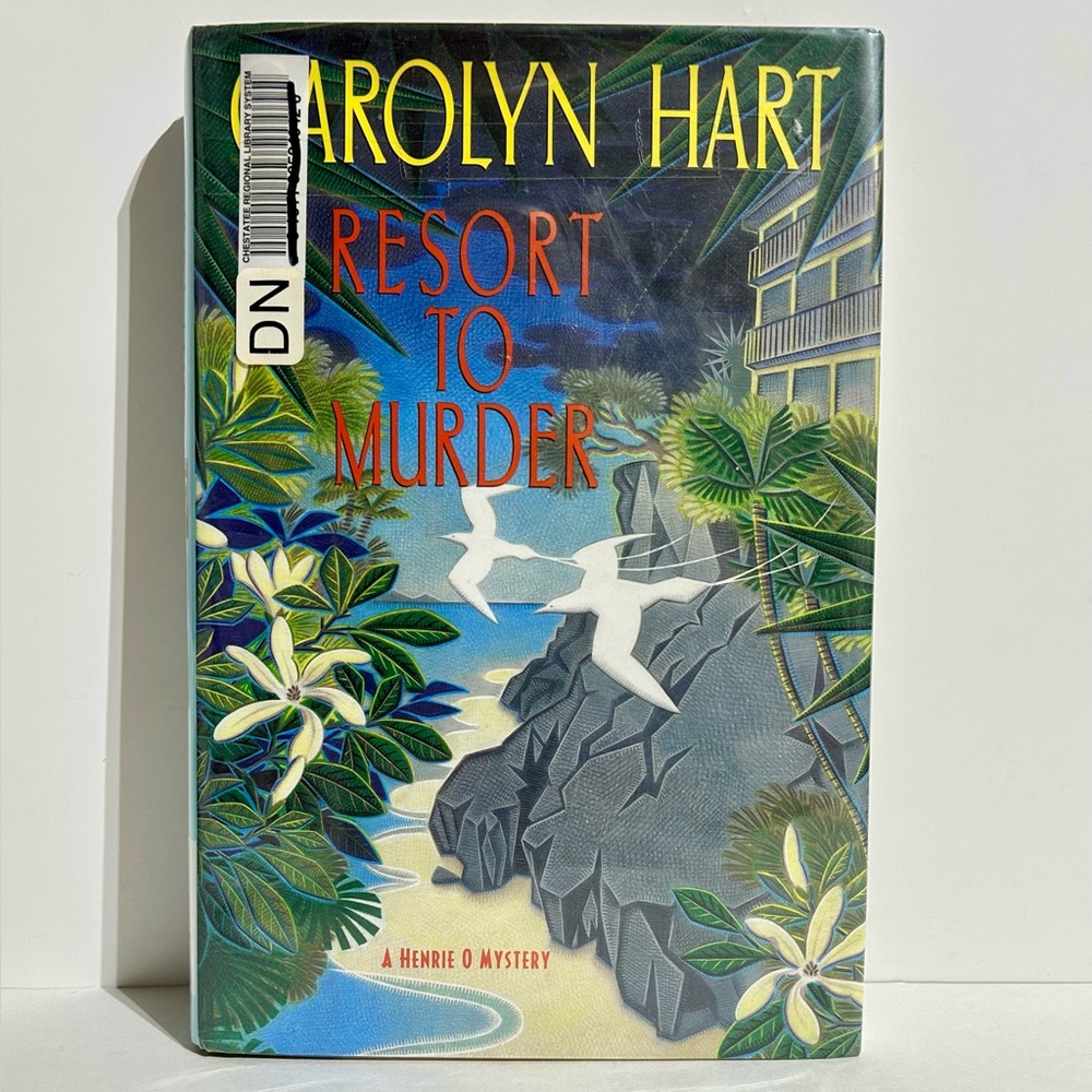 Resort To Murder Carolyn Hart 2001 Hardcover Henrie O Mystery Fiction Book VTG